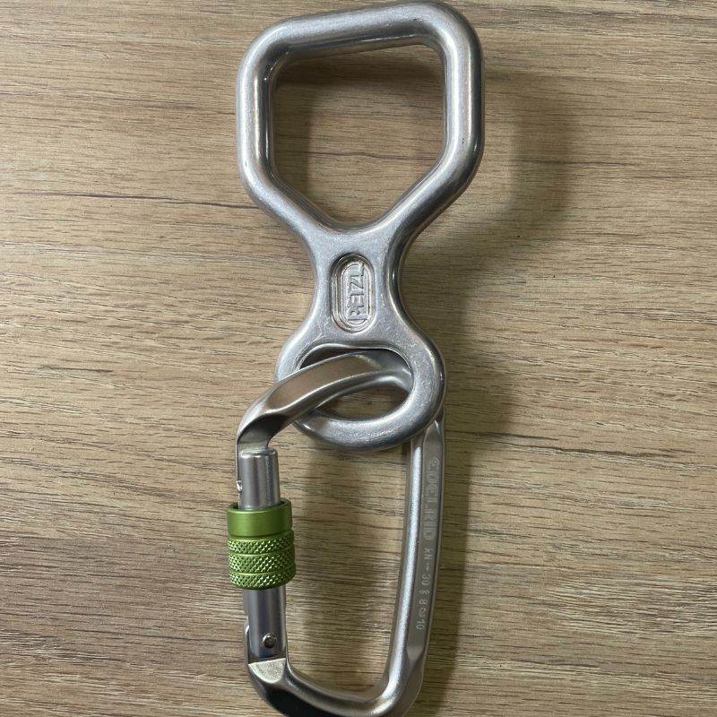 Descensor en Ocho Petzl Huit - Control preciso para descenso en cuerda