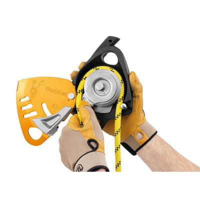 Descensor Petzl MAESTRO S con roldana de facetas y rodamiento de bolas